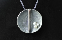 Three white pearl blackened Sterling silver pendant